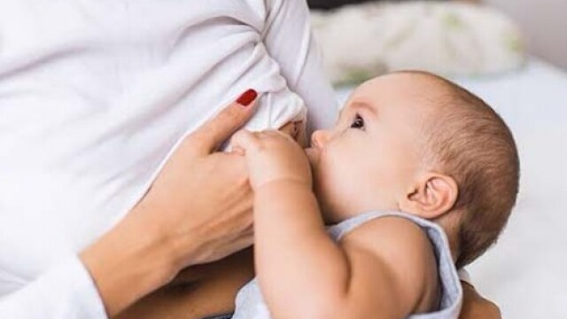 ब्रेस्टफीडिंग में कितनी कैलोरी बर्न होती है? जानें माँ की सेहत और वजन पर इसका असर 3 Breastfeeding se jude 7 jhute fact
