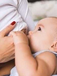 Breastfeeding se jude 7 jhute fact